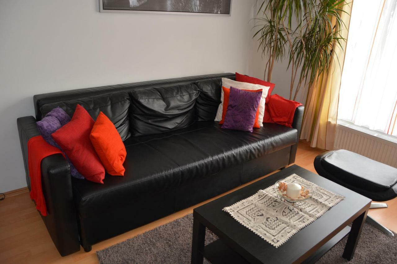 Apartman Zderadova Брно Екстер'єр фото