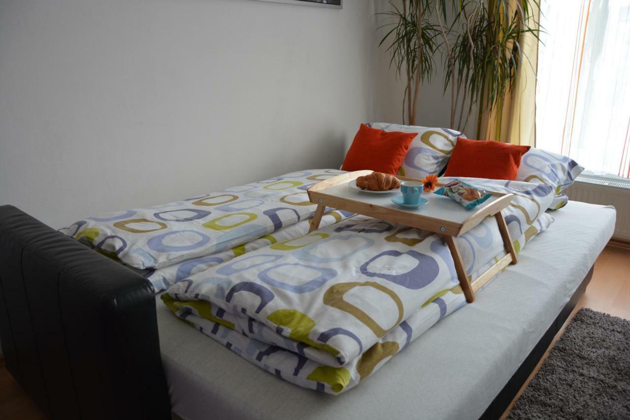 Apartman Zderadova Брно Екстер'єр фото