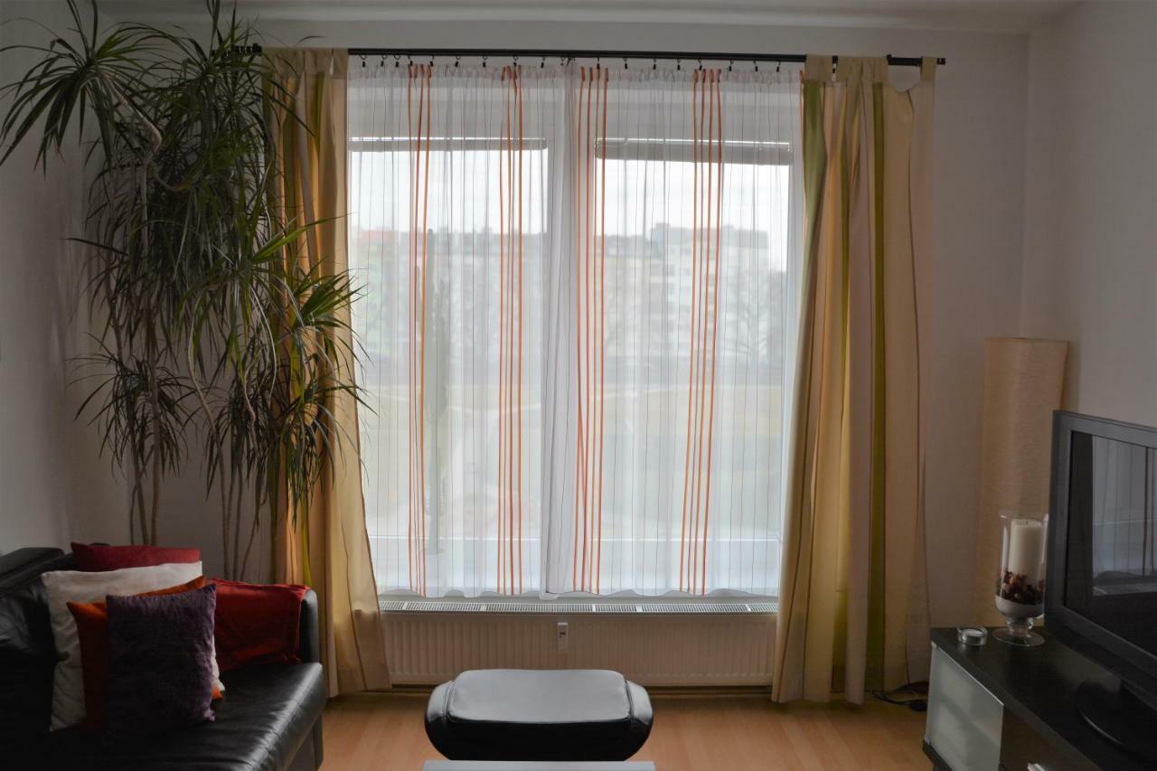Apartman Zderadova Брно Екстер'єр фото